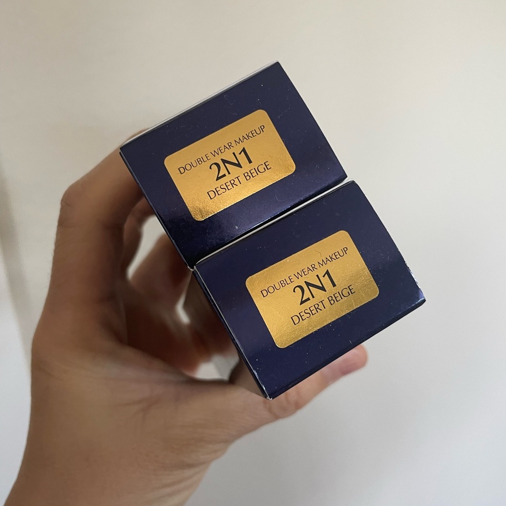 Estee Lauder double wear foundation bundle 2n1